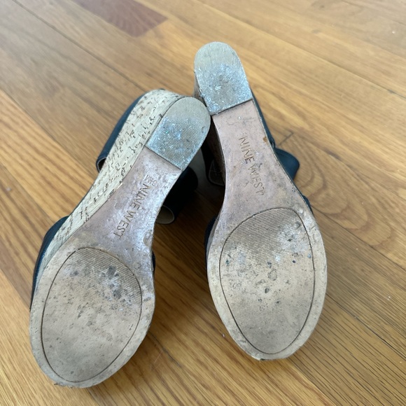 Nine West Black Wedge Sandals - Picture 7 of 8